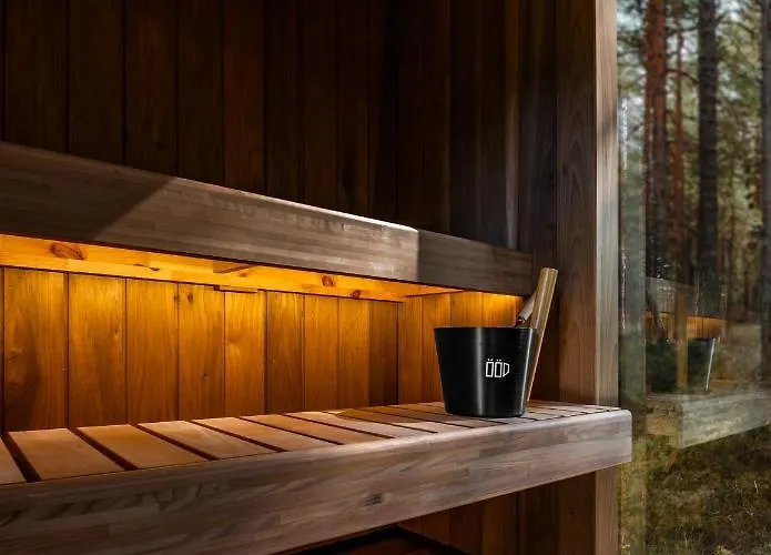 Oeoed --aelskar -with Sauna